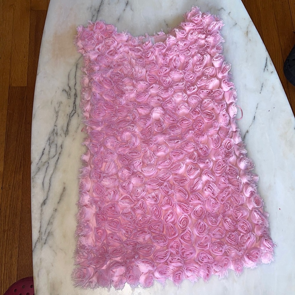 Le pink dress